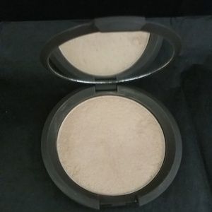 Becca Highlighter "Prosecco Pop"